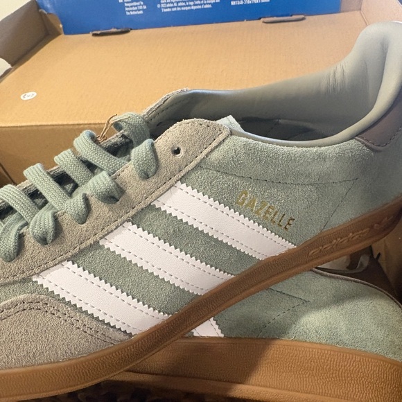 Adidas Men's Mint Suede Sneakers Gazelle Indoor NEW 9.5M - Picture 3 of 5